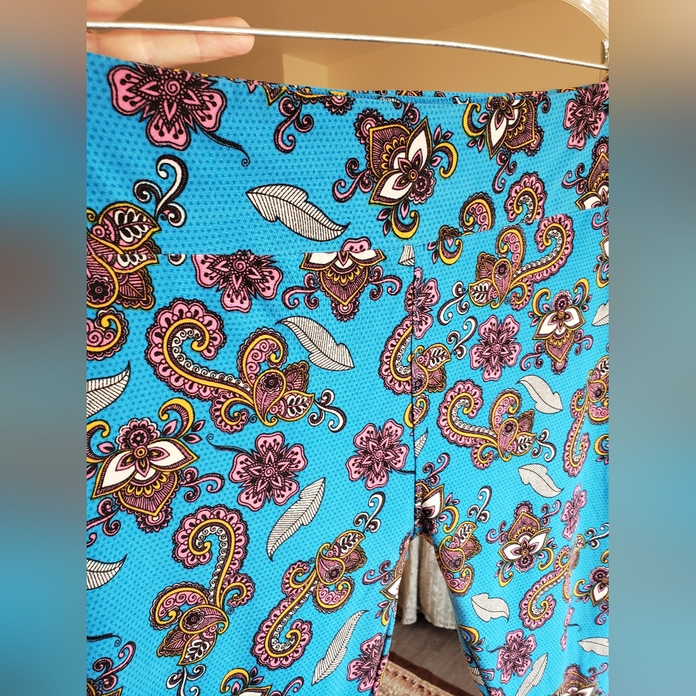 NWT lularoe Victorian on modern print leggings TC - Picture 6 of 13